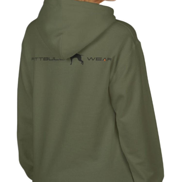 A woman wear sports military green hoodet, fitness sweatshirt Fitbull, with motivation desighn No Day Off back view.
