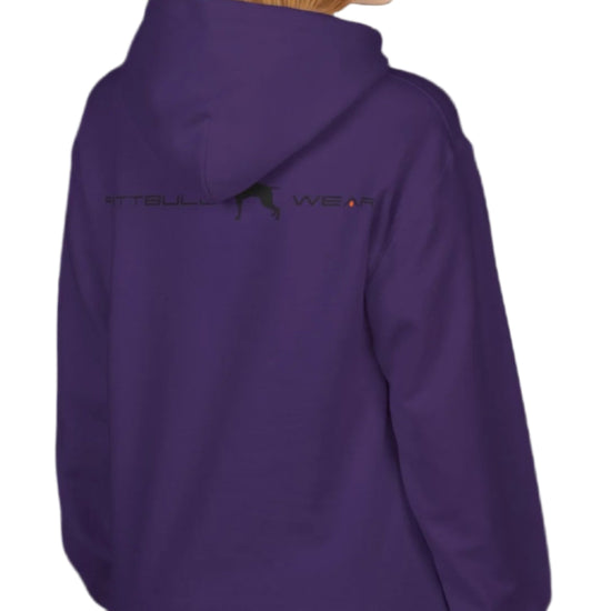 A woman wear sports purple hoodet, fitness sweatshirt Fitbull, with motivation desighn No Day Off, back view.
