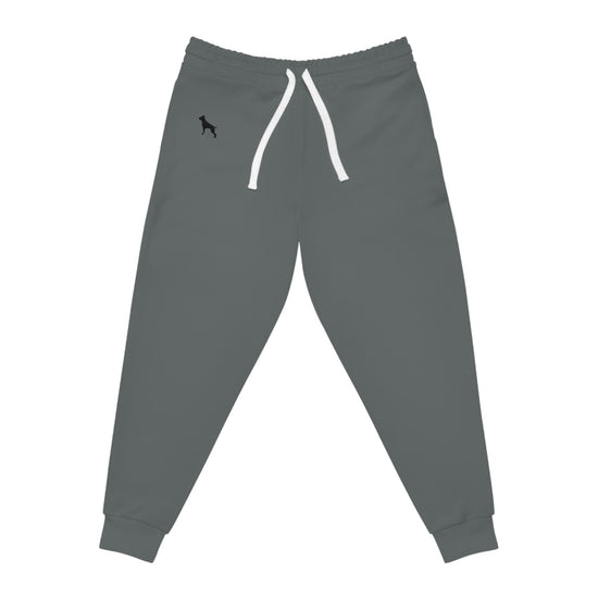 Graue Fitbull Jogginghose mit dem Markenlogo.
