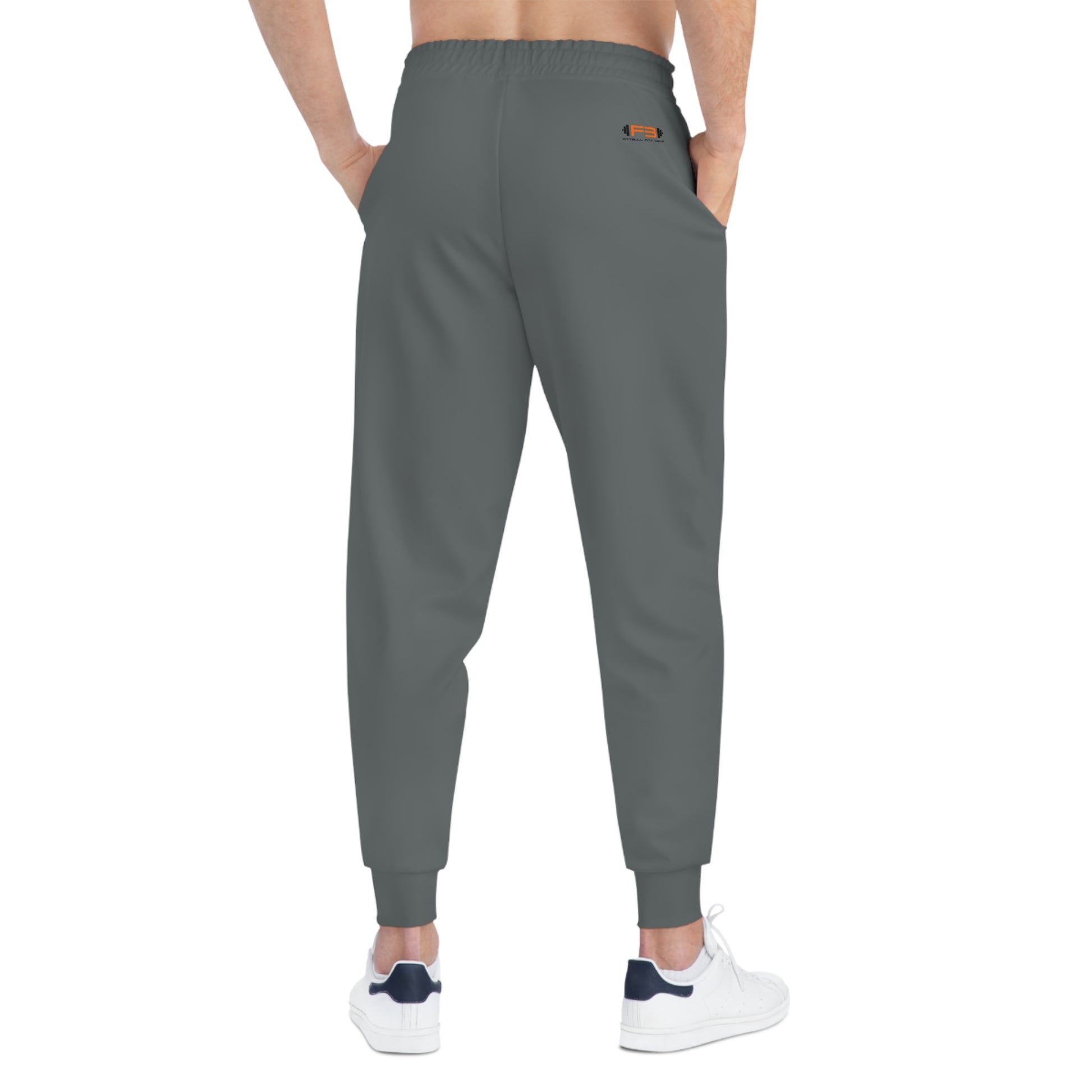 Graue Fitbull-Jogginghose mit dem Markenlogo. Rückansicht.